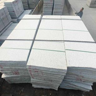 枣庄芝麻白毛板，石材毛板