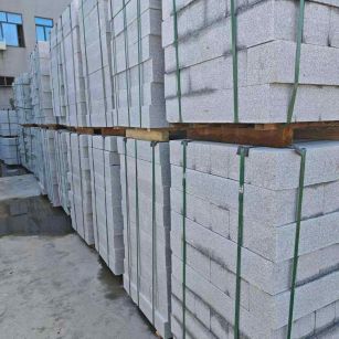 枣庄芝麻白路牙石，路侧石