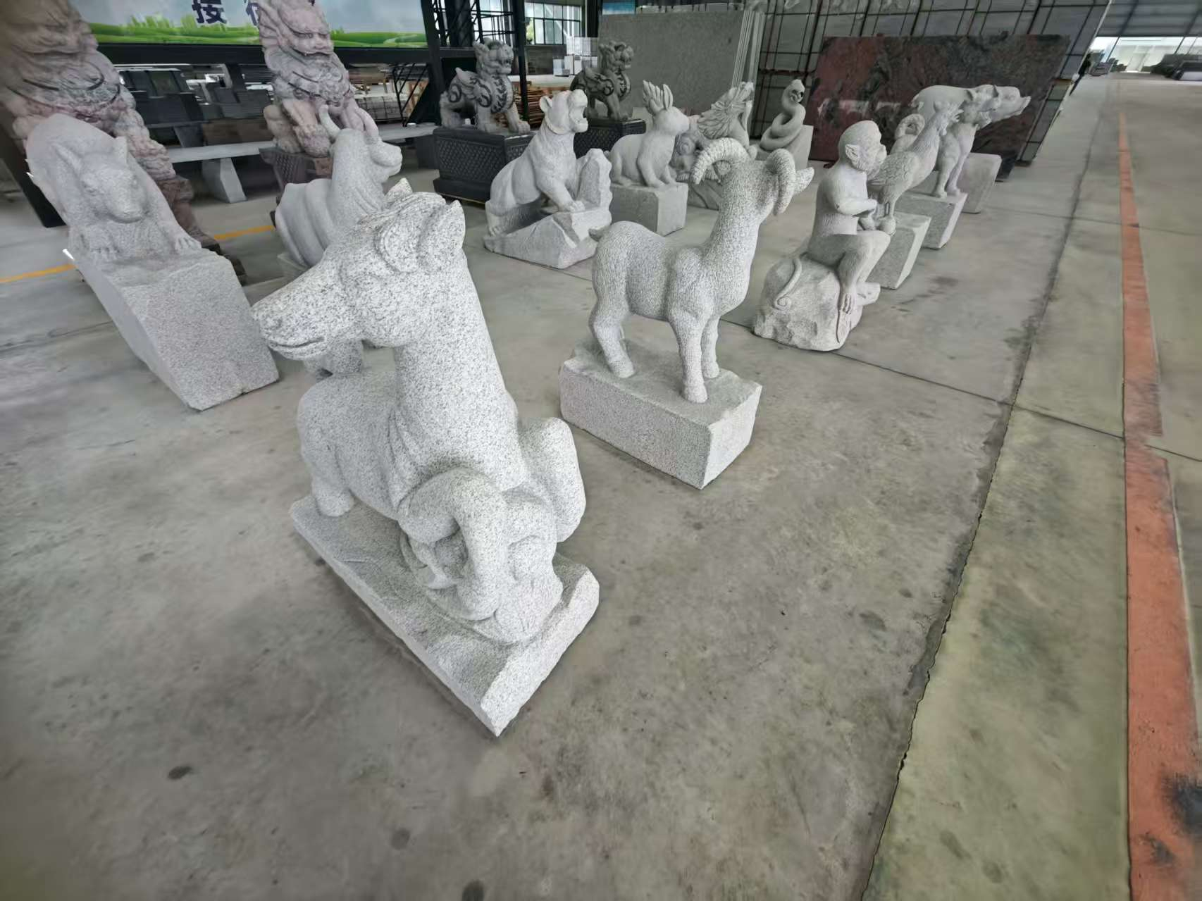 枣庄芝麻白雕刻 十二生肖 异形雕刻