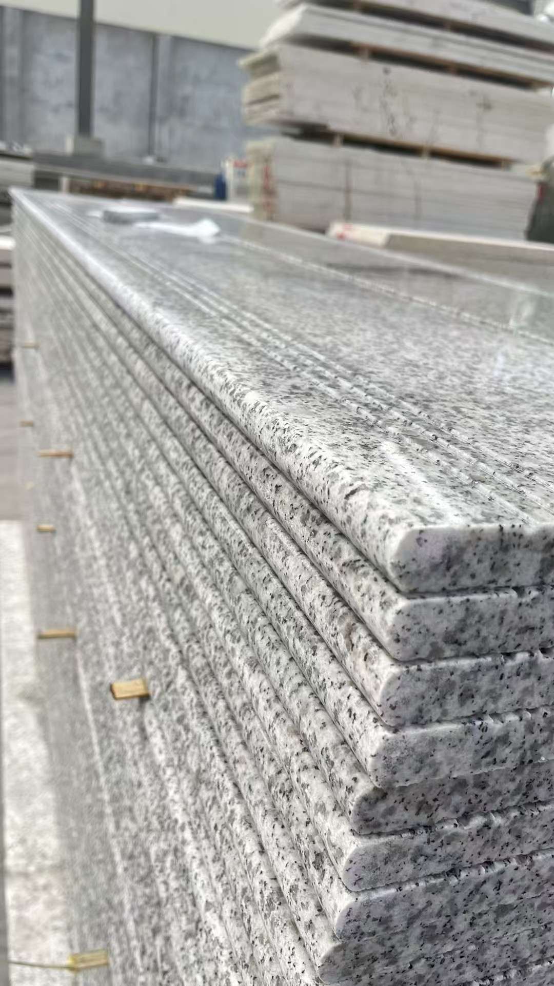 枣庄芝麻白楼梯踏步 花岗岩楼梯板材