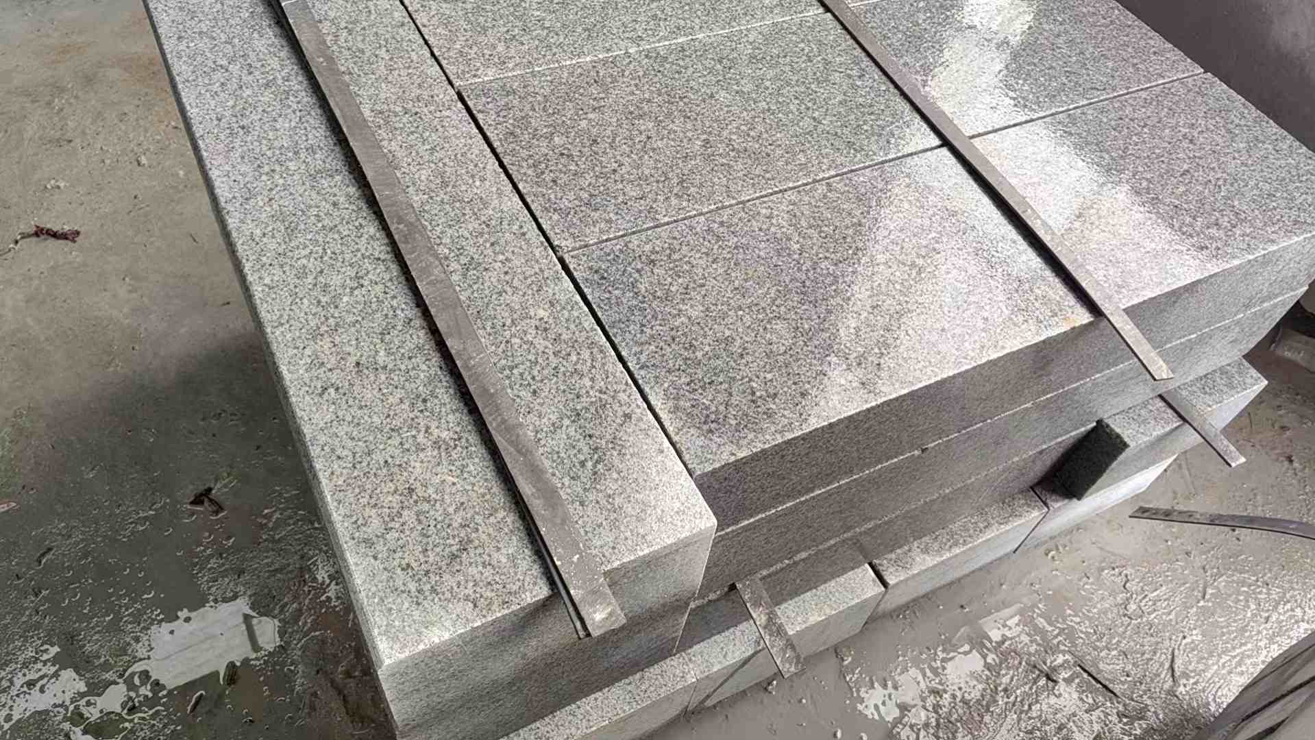 枣庄芝麻灰 芝麻白 路牙石 路侧石 马路牙子